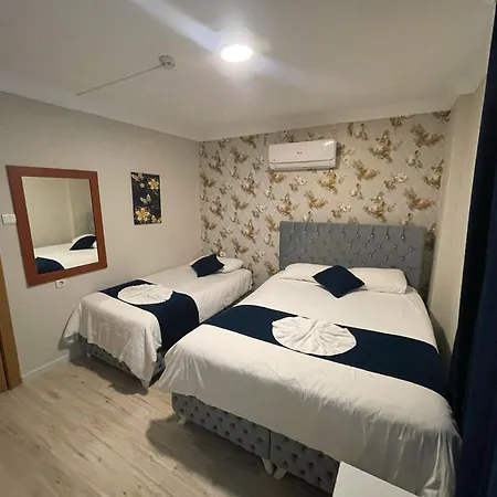 The Temple Butik 쿠사다시